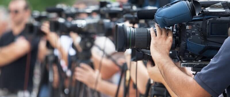 Media interviews: When should you invite the media?